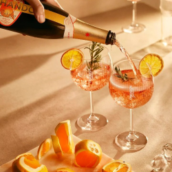 Chandon Garden Spritz, Mot &amp; Chandon